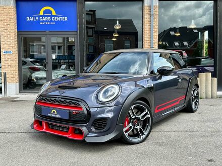 Сірий Міні John Cooper Works, об'ємом двигуна 2 л та пробігом 4 тис. км за 46276 $, фото 1 на Automoto.ua