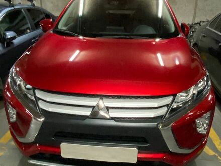 Мицубиси Eclipse Cross 2019 в Европе на Automoto.ua Красный Мицубиси Eclipse Cross, объемом двигателя 1.5 л и пробегом 9 тыс. км за 99900 $, фото 1 на Automoto.ua