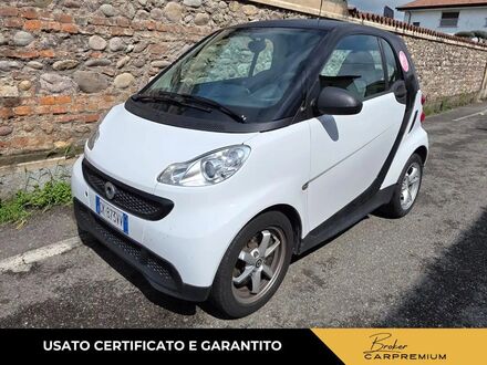 Смарт Fortwo 2012 у Європі на Automoto.ua Білий Смарт Fortwo, об'ємом двигуна 1 л та пробігом 111 тис. км за 6869 $, фото 1 на Automoto.ua