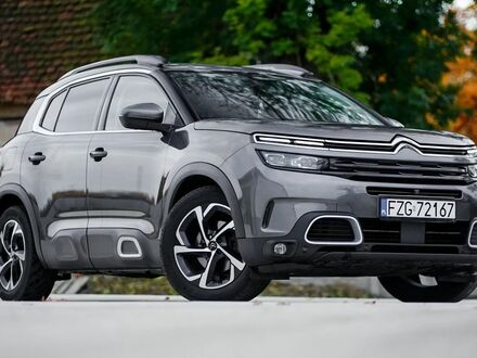Ситроен C5 Aircross 2019 в Европе на Automoto.ua Серый Ситроен C5 Aircross, объемом двигателя 1.2 л и пробегом 53 тыс. км за 66900 $, фото 1 на Automoto.ua