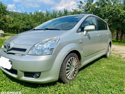 Тойота Королла Версо 2006 у Європі на Automoto.ua Сірий Тойота Королла Версо, об'ємом двигуна 2.23 л та пробігом 290 тис. км за 12499 $, фото 1 на Automoto.ua