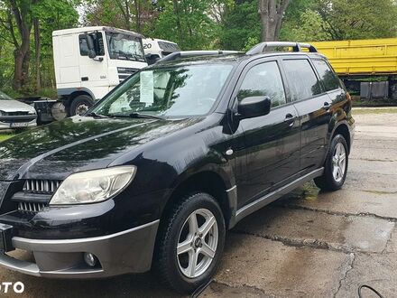 Мицубиси Аутлендер 2005 в Европе на Automoto.ua Черный Мицубиси Аутлендер, объемом двигателя 1 л и пробегом 227 тыс. км за 15900 $, фото 1 на Automoto.ua