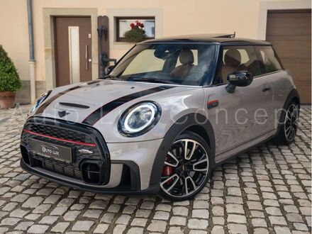 Мини John Cooper Works 2022 в Европе на Automoto.ua Серый Мини John Cooper Works, объемом двигателя 2 л и пробегом 34 тыс. км за 40037 $, фото 1 на Automoto.ua