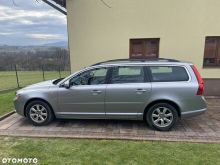 Вольво V70, об'ємом двигуна 1.98 л та пробігом 208 тис. км за 7775 $, фото 1 на Automoto.ua