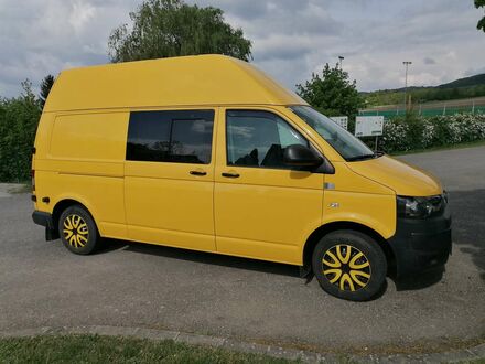 Жовтий Фольксваген Т5 (Транспортєр), об'ємом двигуна 0 л та пробігом 200 тис. км за 40860 $, фото 1 на Automoto.ua
