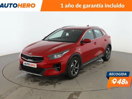Киа XCeed 2021 в Европе на Automoto.ua Красный Киа XCeed, объемом двигателя 1 л и пробегом 82 тыс. км за 16188 $, фото 1 на Automoto.ua