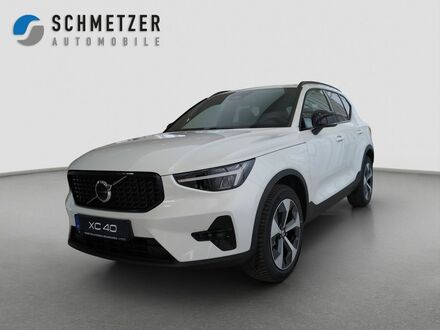 Вольво XC40 2025 в Европе на Automoto.ua Белый Вольво XC40, объемом двигателя 1.97 л и пробегом 3 тыс. км за 47258 $, фото 1 на Automoto.ua
