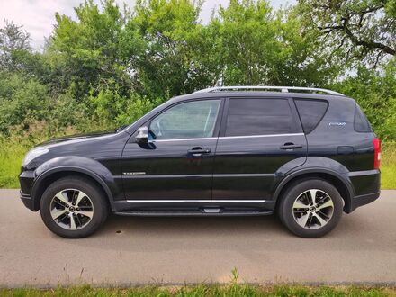Cанг Йонг Рекстон 2016 в Европе на Automoto.ua Черный Cанг Йонг Рекстон, объемом двигателя 2.16 л и пробегом 190 тыс. км за 7171 $, фото 1 на Automoto.ua
