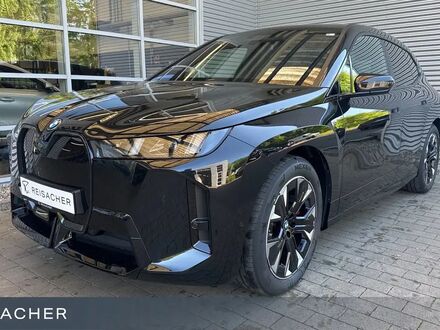 БМВ iX 2025 в Европе на Automoto.ua Черный БМВ iX, объемом двигателя 0 л и пробегом 1 тыс. км за 105938 $, фото 1 на Automoto.ua