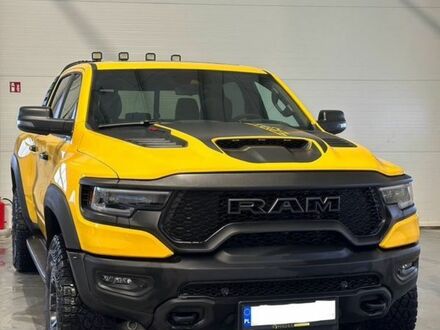 Додж РАМ 2023 в Европе на Automoto.ua Желтый Додж РАМ, объемом двигателя 6.17 л и пробегом 16 тыс. км за 758500 $, фото 1 на Automoto.ua