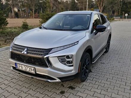Мицубиси Eclipse Cross 2022 в Европе на Automoto.ua Серый Мицубиси Eclipse Cross, объемом двигателя 1 л и пробегом 28 тыс. км за 22398 $, фото 1 на Automoto.ua