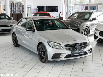 Мерседес Ц-Класс 2020 в Европе на Automoto.ua Серый Мерседес Ц-Класс, объемом двигателя 1 л и пробегом 11 тыс. км за 189900 $, фото 1 на Automoto.ua