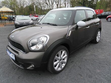 Міні Cooper SD 2012 у Європі на Automoto.ua Сірий Міні Cooper SD, об'ємом двигуна 2 л та пробігом 130 тис. км за 14807 $, фото 1 на Automoto.ua