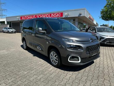 Ситроен Берлинго 2020 в Европе на Automoto.ua Серый Ситроен Берлинго, объемом двигателя 1.2 л и пробегом 61 тыс. км за 18845 $, фото 1 на Automoto.ua