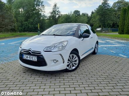 Ситроен ДС3 2013 в Европе на Automoto.ua Белый Ситроен ДС3, объемом двигателя 1 л и пробегом 70 тыс. км за 6030 $, фото 1 на Automoto.ua