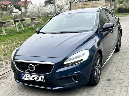 Вольво V40, об'ємом двигуна 1.97 л та пробігом 127 тис. км за 16739 $, фото 1 на Automoto.ua