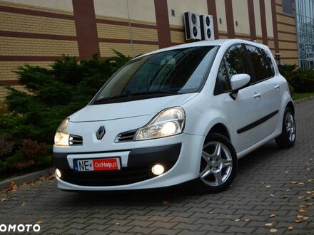 Рено Модус 2009 в Европе на Automoto.ua Белый Рено Модус, объемом двигателя 1 л и пробегом 171 тыс. км за 12800 $, фото 1 на Automoto.ua