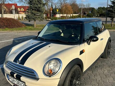 Мини Купер 2007 в Европе на Automoto.ua Бежевый Мини Купер, объемом двигателя 1 л и пробегом 240 тыс. км за 14900 $, фото 1 на Automoto.ua