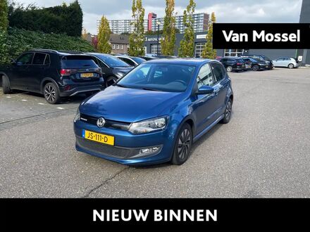 Фольксваген Поло 2016 у Європі на Automoto.ua Синій Фольксваген Поло, об'ємом двигуна 1 л та пробігом 90 тис. км за 12740 $, фото 1 на Automoto.ua