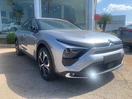 Ситроен С5 2023 в Европе на Automoto.ua Серый Ситроен С5, объемом двигателя 1.2 л и пробегом 10 тыс. км за 41124 $, фото 1 на Automoto.ua