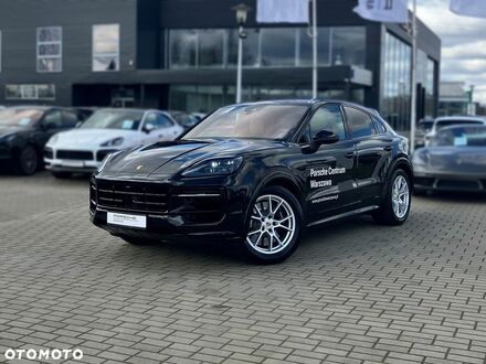 Порше Cayenne 2024 у Європі на Automoto.ua Чорний Порше Cayenne, об'ємом двигуна 3 л та пробігом 12 тис. км за 629000 $, фото 1 на Automoto.ua