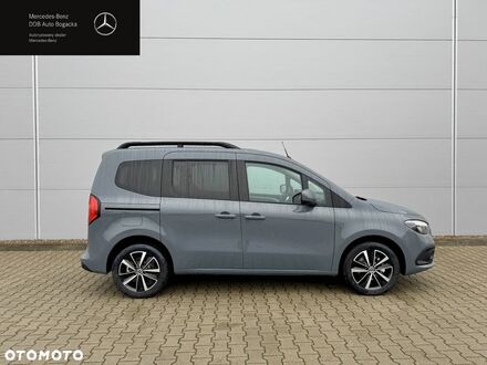 Мерседес T-Class 2024 в Европе на Automoto.ua Серый Мерседес T-Class, объемом двигателя 1 л и пробегом 7 тыс. км за 149937 $, фото 1 на Automoto.ua