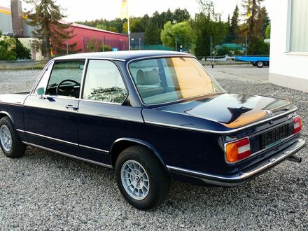 БМВ 2002 1974 у Європі на Automoto.ua Синій БМВ 2002, об'ємом двигуна 1.56 л та пробігом 83 тис. км за 30142 $, фото 1 на Automoto.ua