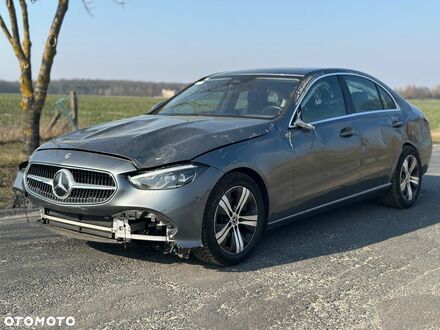 Мерседес Ц-Клас 2023 у Європі на Automoto.ua Сірий Мерседес Ц-Клас, об'ємом двигуна 1 л та пробігом 28 тис. км за 73900 $, фото 1 на Automoto.ua