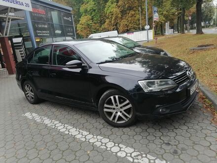 Фольксваген Джетта 2012 у Європі на Automoto.ua Чорний Фольксваген Джетта, об'ємом двигуна 1.39 л та пробігом 300 тис. км за 17950 $, фото 1 на Automoto.ua