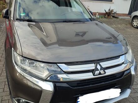 Міцубісі Аутлендер 2016 у Європі на Automoto.ua Коричневий Міцубісі Аутлендер, об'ємом двигуна 2.2 л та пробігом 98 тис. км за 17014 $, фото 1 на Automoto.ua