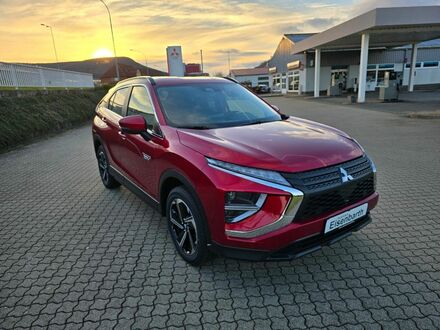 Мицубиси Eclipse Cross 2024 в Европе на Automoto.ua Красный Мицубиси Eclipse Cross, объемом двигателя 2.36 л и пробегом 5 тыс. км за 37863 $, фото 1 на Automoto.ua