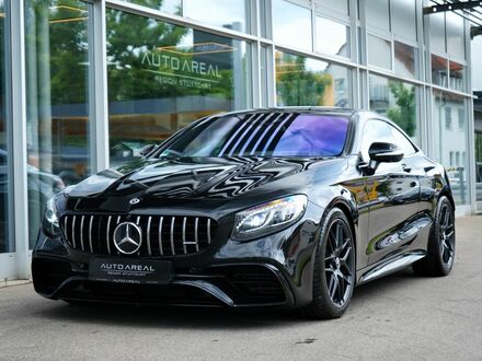 Мерседес С 63 АМГ 2015 у Європі на Automoto.ua Чорний Мерседес С 63 АМГ, об'ємом двигуна 5.46 л та пробігом 137 тис. км за 75267 $, фото 1 на Automoto.ua