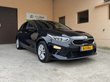 Киа Сид 2021 в Европе на Automoto.ua Черный Киа Сид, объемом двигателя 1.6 л и пробегом 110 тыс. км за 14845 $, фото 1 на Automoto.ua