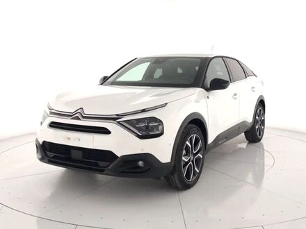 Ситроен E-C4 Electric 2023 в Европе на Automoto.ua Белый Ситроен E-C4 Electric, объемом двигателя 0 л и пробегом 12 тыс. км за 29233 $, фото 1 на Automoto.ua