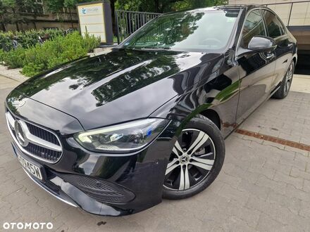 Мерседес Ц-Класс 2021 в Европе на Automoto.ua Черный Мерседес Ц-Класс, объемом двигателя 1 л и пробегом 84 тыс. км за 38693 $, фото 1 на Automoto.ua