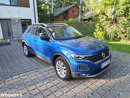 Фольксваген Ті-Рок 2018 у Європі на Automoto.ua Синій Фольксваген Ті-Рок, об'ємом двигуна 1 л та пробігом 67 тис. км за 22277 $, фото 1 на Automoto.ua