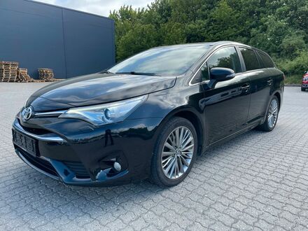Тойота Авенсіс 2016 у Європі на Automoto.ua Чорний Тойота Авенсіс, об'ємом двигуна 1.8 л та пробігом 152 тис. км за 12929 $, фото 1 на Automoto.ua