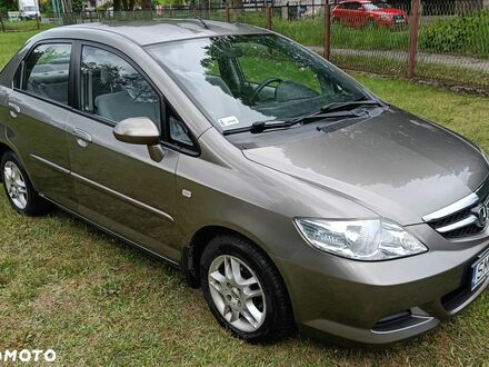 Хонда Сити 2006 в Европе на Automoto.ua Бежевый Хонда Сити, объемом двигателя 1 л и пробегом 162 тыс. км за 2059 $, фото 1 на Automoto.ua