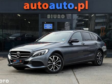 Мерседес Ц-Класс 2016 в Европе на Automoto.ua Серый Мерседес Ц-Класс, объемом двигателя 1 л и пробегом 143 тыс. км за 76900 $, фото 1 на Automoto.ua