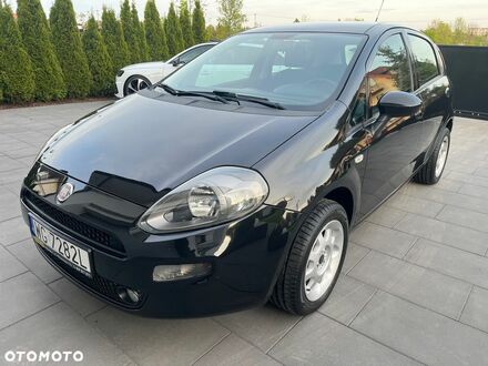 Фиат Пунто 2011 в Европе на Automoto.ua Черный Фиат Пунто, объемом двигателя 1 л и пробегом 148 тыс. км за 4359 $, фото 1 на Automoto.ua