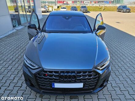Ауди С8 2022 в Европе на Automoto.ua Серый Ауди С8, объемом двигателя 4 л и пробегом 25 тыс. км за 119129 $, фото 1 на Automoto.ua