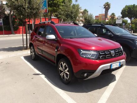 Дачия Duster 2021 в Европе на Automoto.ua Красный Дачия Duster, объемом двигателя 1.46 л и пробегом 82 тыс. км за 16477 $, фото 1 на Automoto.ua