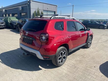 Дачия Duster 2020 в Европе на Automoto.ua Красный Дачия Duster, объемом двигателя 1.33 л и пробегом 73 тыс. км за 9110 $, фото 1 на Automoto.ua
