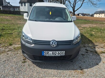 Фольксваген Caddy Maxi 2014 в Европе на Automoto.ua Белый Фольксваген Caddy Maxi, объемом двигателя 1.97 л и пробегом 150 тыс. км за 15948 $, фото 1 на Automoto.ua