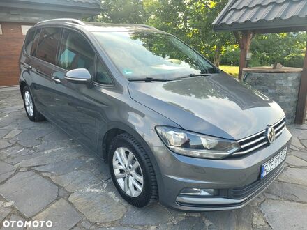 Фольксваген Туран 2016 в Европе на Automoto.ua Фольксваген Туран, объемом двигателя 1.97 л и пробегом 263 тыс. км за 51999 $, фото 1 на Automoto.ua