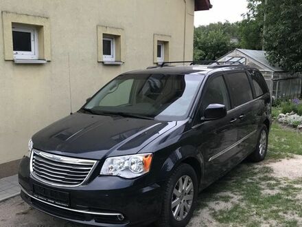 Крайслер Town & Country, об'ємом двигуна 3.61 л та пробігом 291 тис. км за 9698 $, фото 1 на Automoto.ua