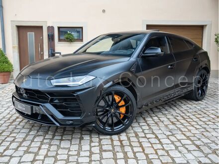 Ламборджини Урус 2020 в Европе на Automoto.ua Черный Ламборджини Урус, объемом двигателя 4 л и пробегом 50 тыс. км за 271635 $, фото 1 на Automoto.ua