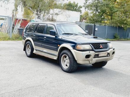 Міцубісі Паджеро 2004 у Європі на Automoto.ua Синій Міцубісі Паджеро, об'ємом двигуна 2.48 л та пробігом 169 тис. км за 3640 $, фото 1 на Automoto.ua
