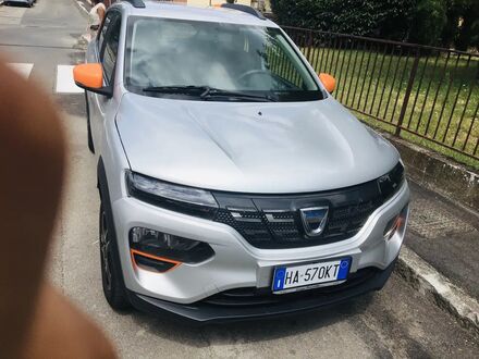 Дачия Spring 2021 в Европе на Automoto.ua Дачия Spring, объемом двигателя 0 л и пробегом 27 тыс. км за 15324 $, фото 1 на Automoto.ua