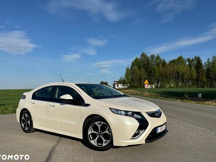 Опель Ампера 2012 в Европе на Automoto.ua Белый Опель Ампера, объемом двигателя 1 л и пробегом 122 тыс. км за 9662 $, фото 1 на Automoto.ua